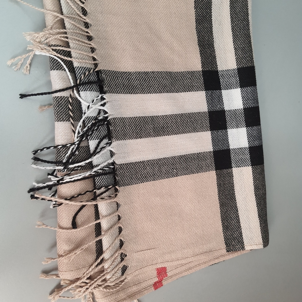 Pashmina scarf
